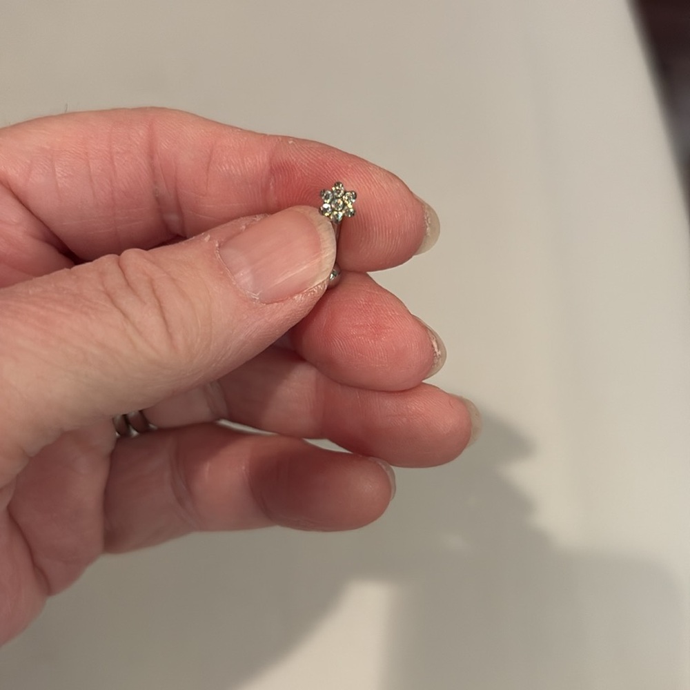 Anatometal Navel Curve with CZ flower top